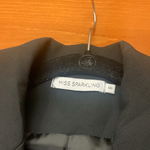 NWOT Small Black Vest - Picture 3 of 6